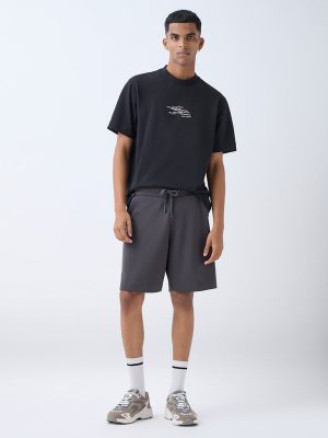 Studiofit Charcoal Solid Relaxed-Fit Mid-Rise Shorts