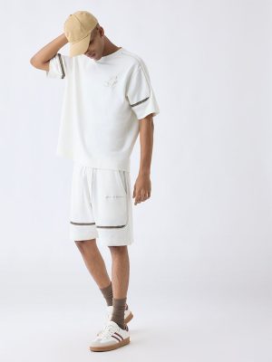 Studiofit Off-White Relaxed-Fit Mid-Rise Shorts