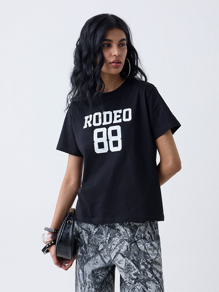 Nuon Black Numerical Print Cotton T-Shirt