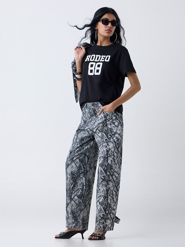 Nuon Black Numerical Print Cotton T-Shirt - Image 2