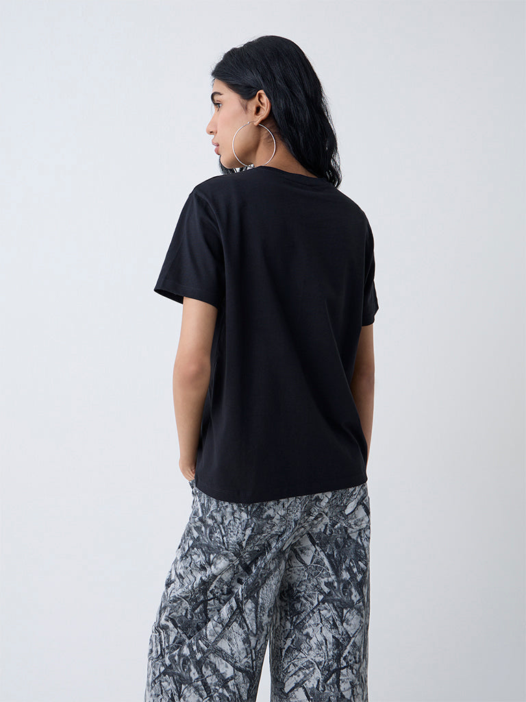 Nuon Black Numerical Print Cotton T-Shirt - Image 4