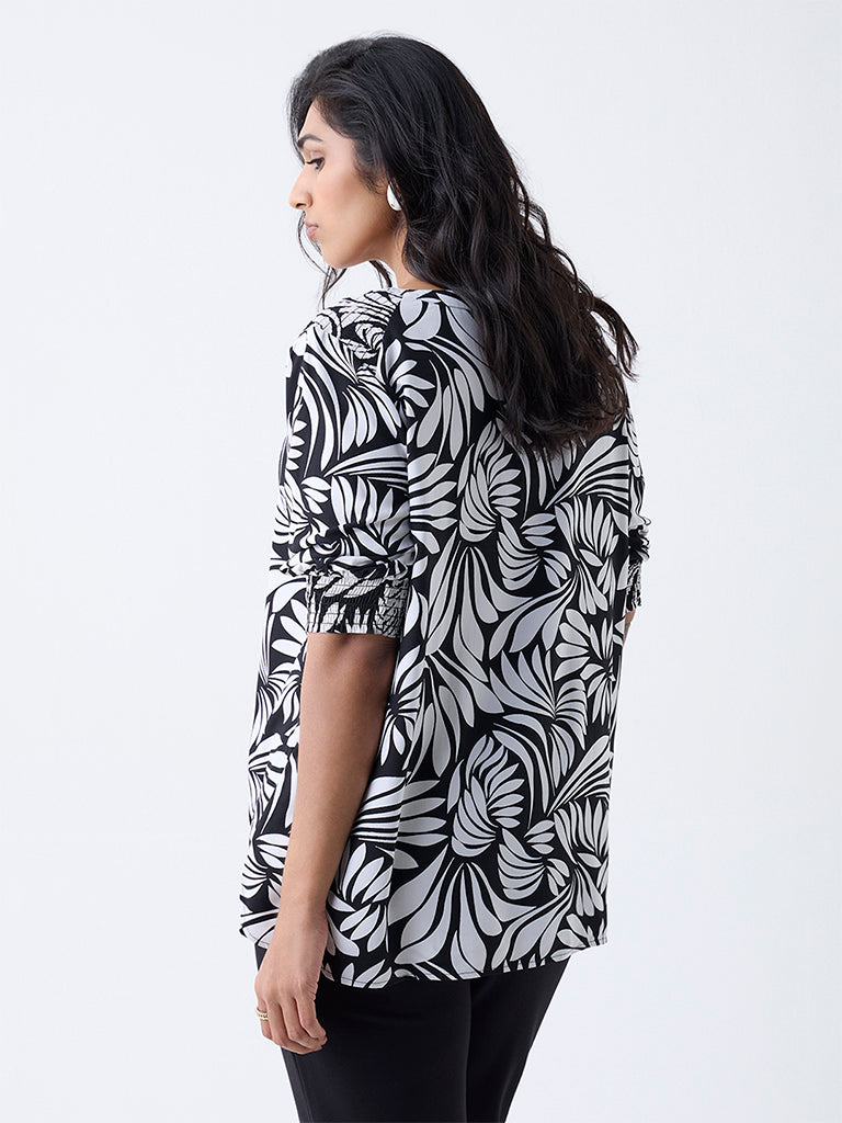 Gia Black Printed Blouse - Image 4