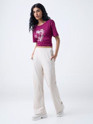 Studiofit Plum Cityscape-Inspired Cotton T-Shirt