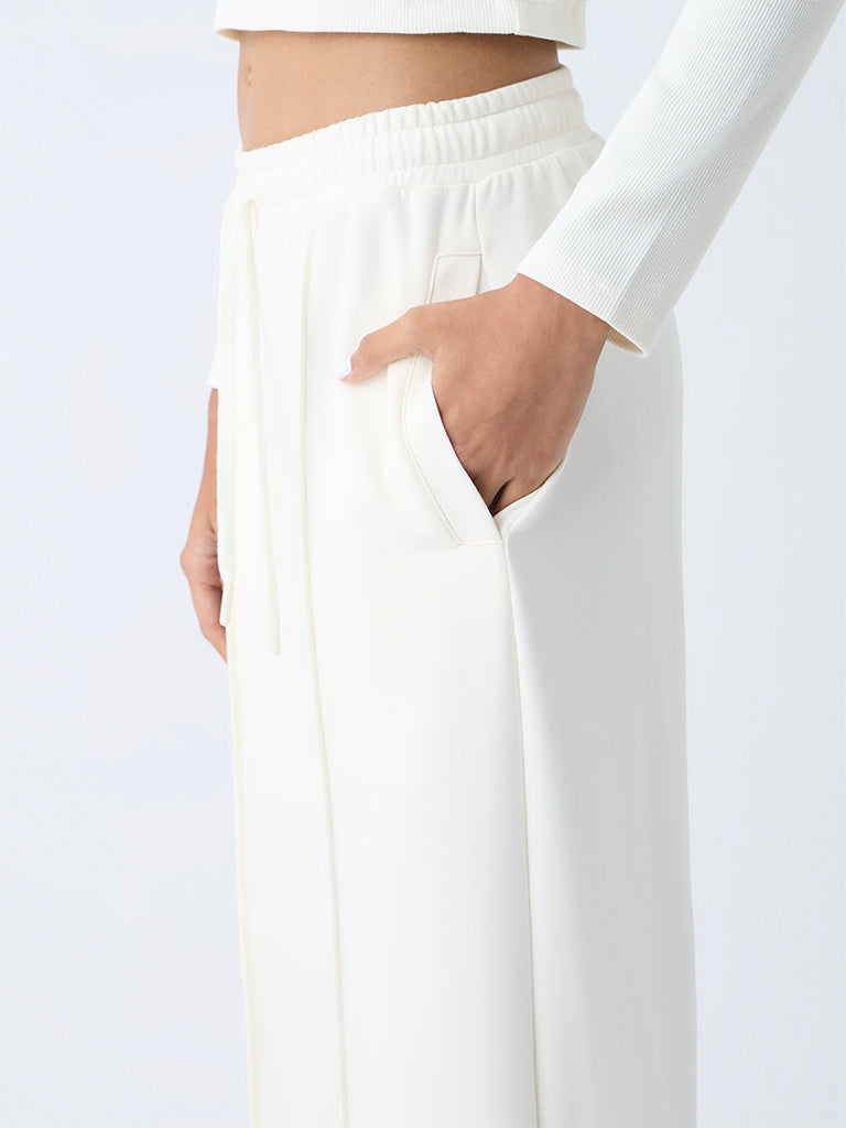 Studiofit Off-White Solid High-Rise Pants - Image 3
