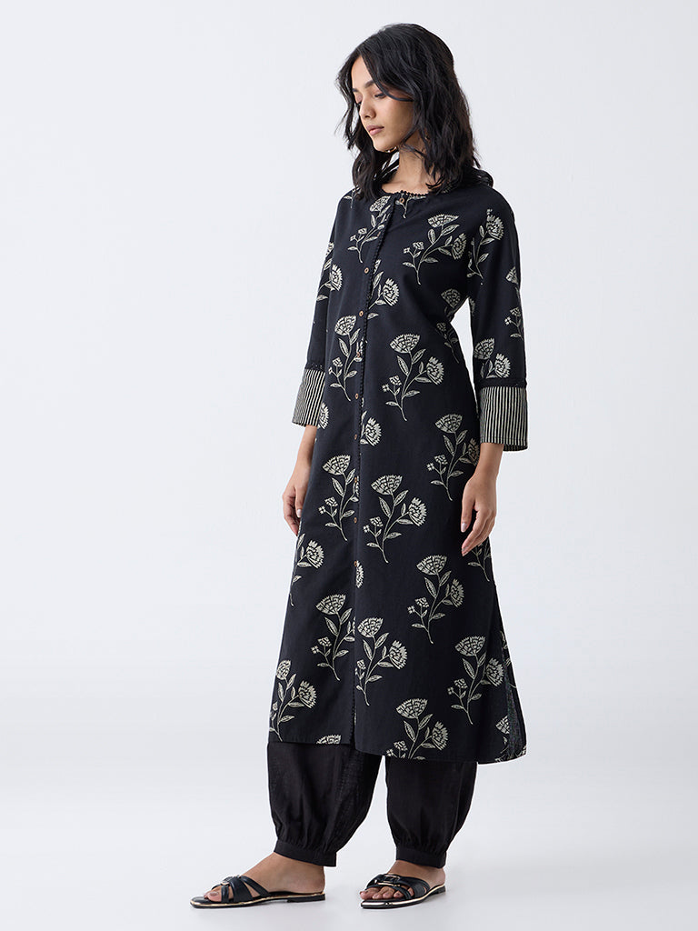 Utsa Black Floral Design Cotton-Blend A-Line Kurta