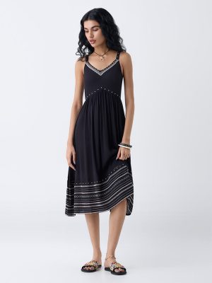 Bombay Paisley Black Embroidered A-Line Dress