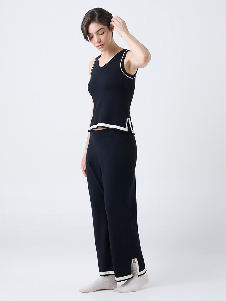 Wunderlove Black Solid Top - Image 2