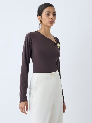 Wardrobe Dark Brown Buckle-Detailed Top