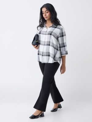 Gia Off-White Checks Pattern Shirt