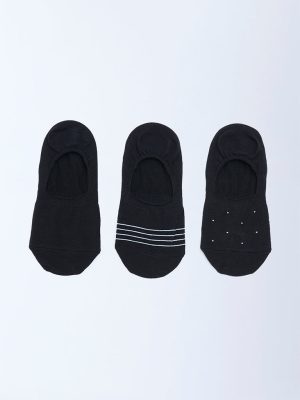 WES Lounge Black Printed Invisible Cotton-Blend Socks - Pack of 3