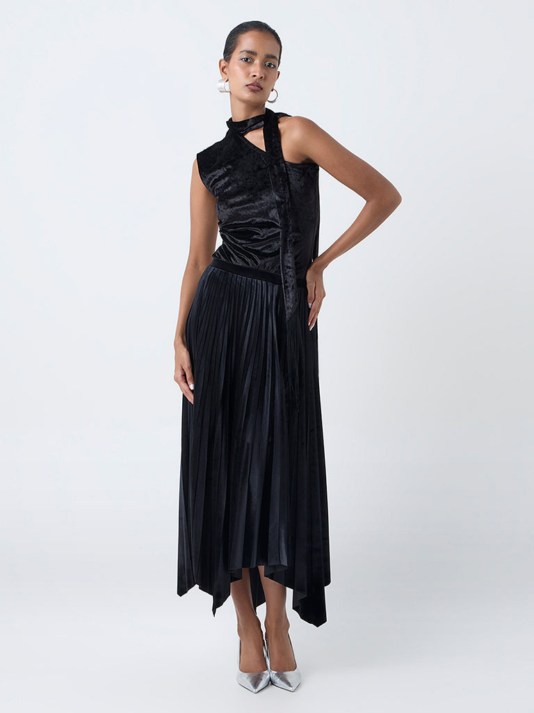 Wardrobe Black Accordion Pleated High-Rise Velvet Skirt