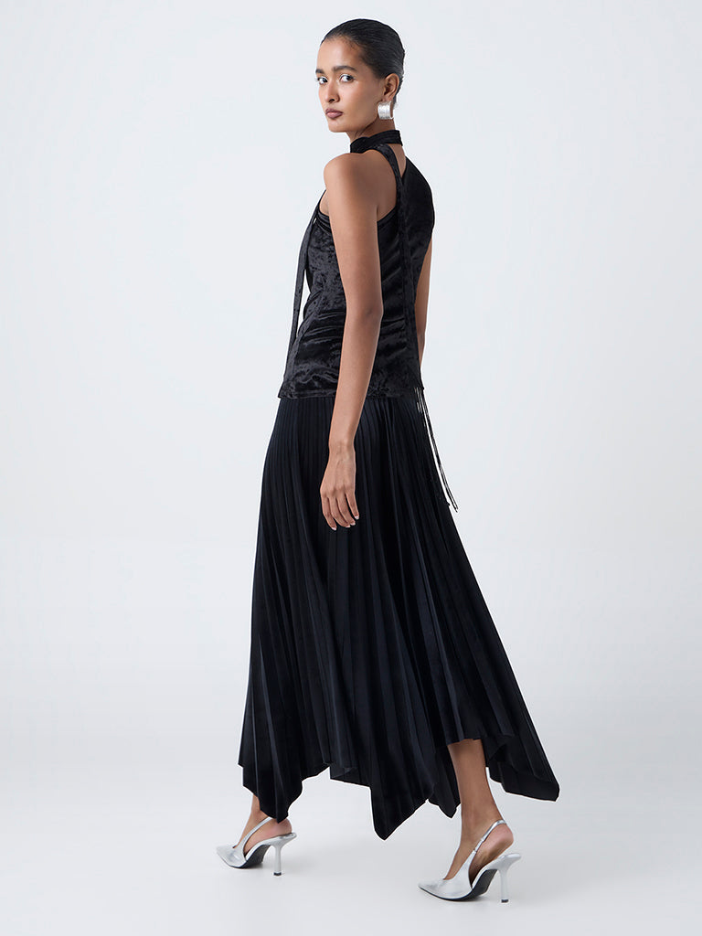 Wardrobe Black Accordion Pleated High-Rise Velvet Skirt - Image 4