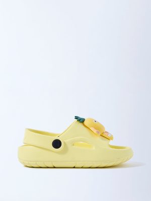 Yellow Yellow Applique Detailed Clogs