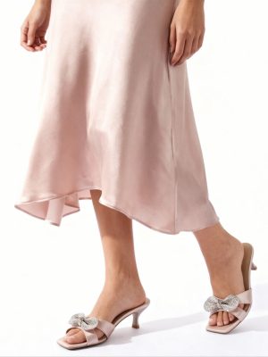 LUNA BLU Blush Bow-Detailed Kitten Heel Sandals