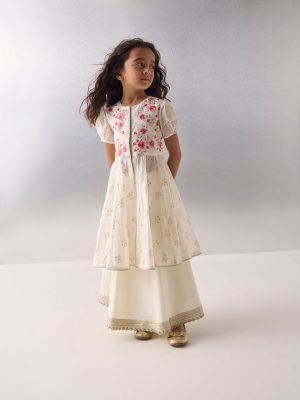 Utsa Kids Off-White Floral Embroidered Ethnic Set - (2-8yrs)