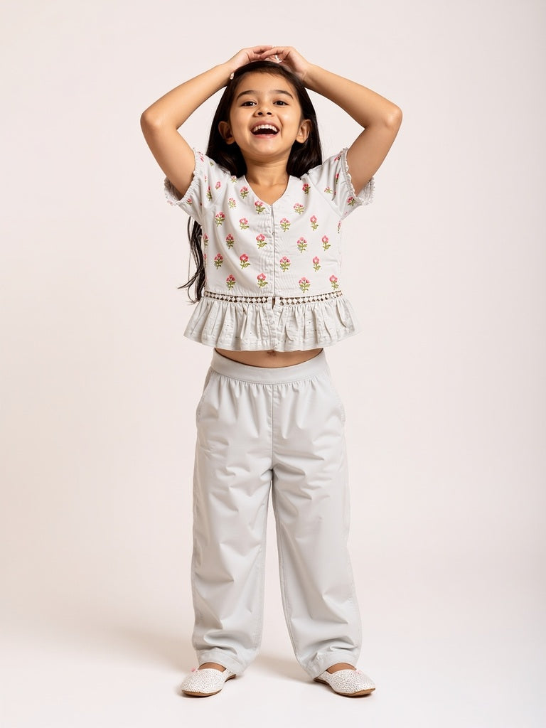 Utsa Kids Off-White Embroidered Cotton-Blend Ethnic Top - (2-8yrs)